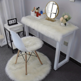 1pc Soft Plush Fur Rugs, Soft Fluffy Area Rug, Modern Faux Fur Rug, Fluffy Rug For Bedroom, White Rugs For Living Room, Carpet For Rooms (Color: White Gray Tip, size: 23.62*23.62inch)